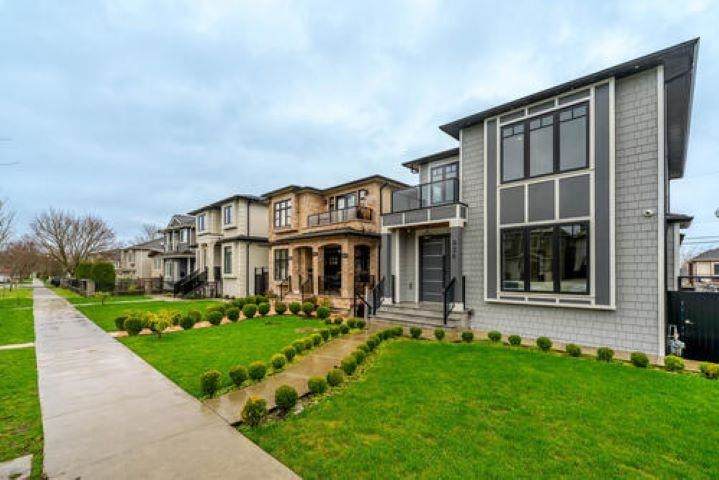 926 58th Avenue - Photo 1