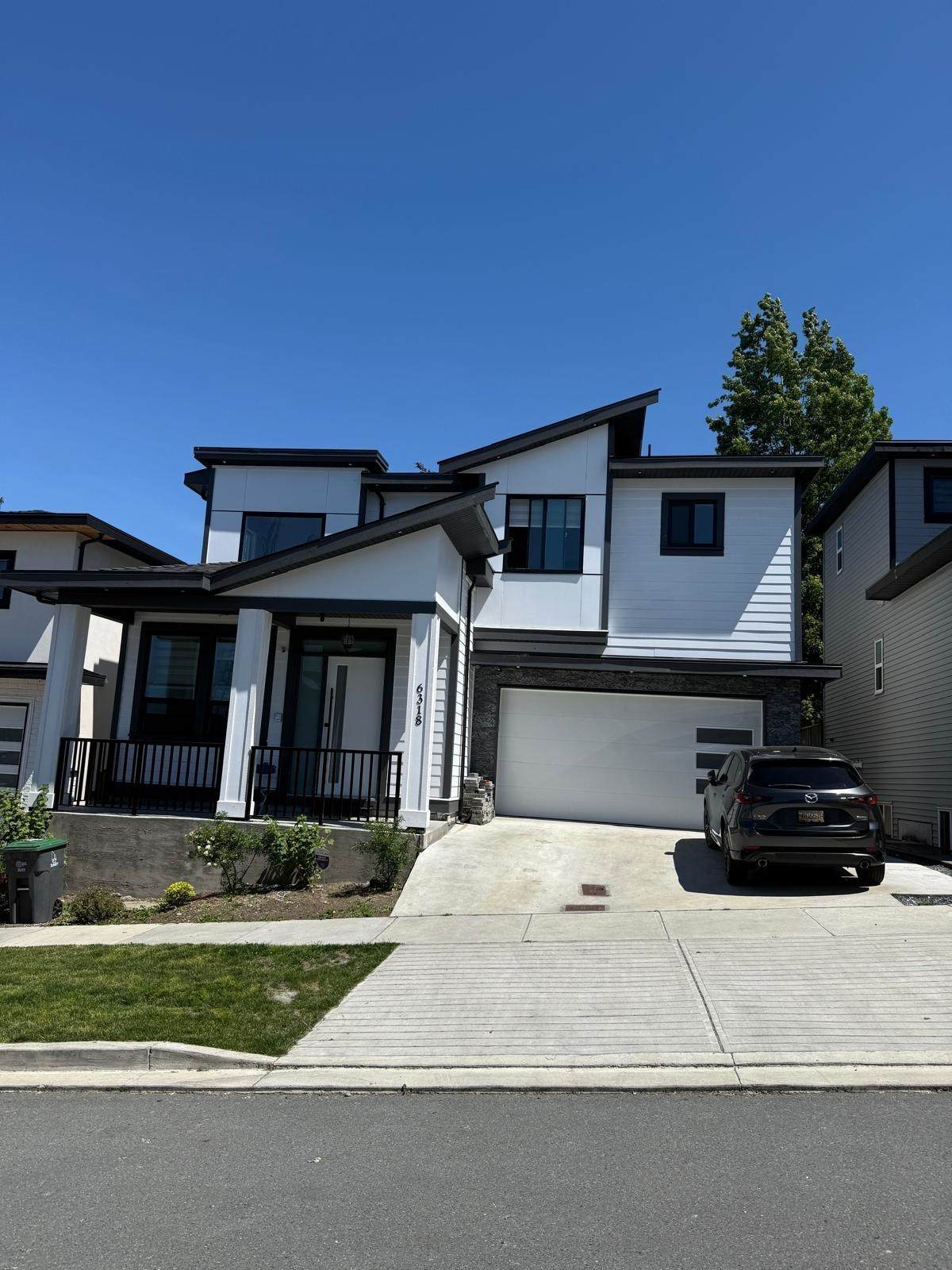 6318 150A Street - Photo 1