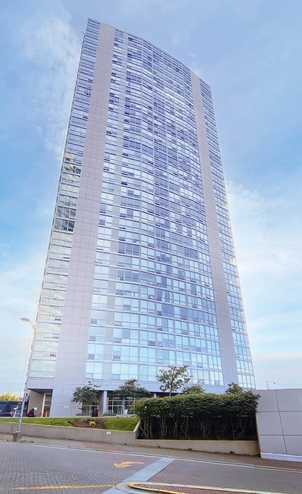 13618 100 Avenue - Photo 1