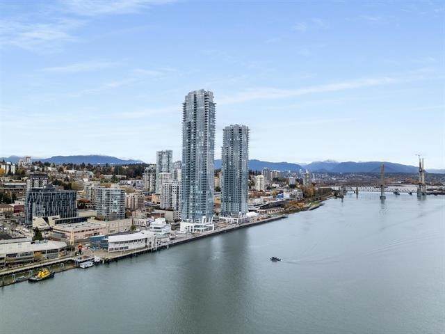 680 Quayside Drive - Photo 1