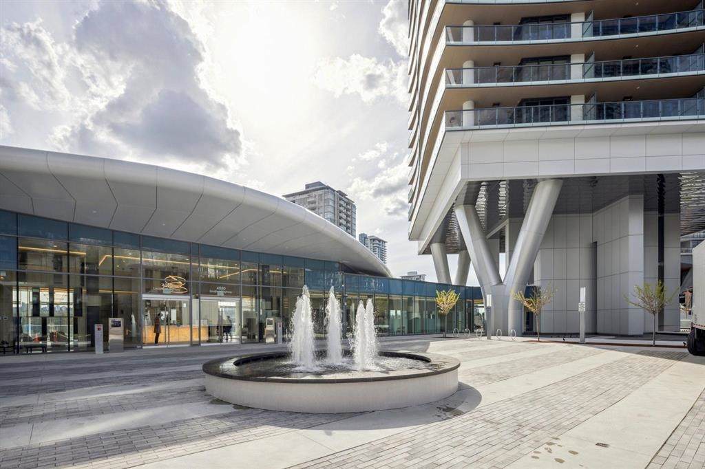 4880 Lougheed Highway - Photo 1