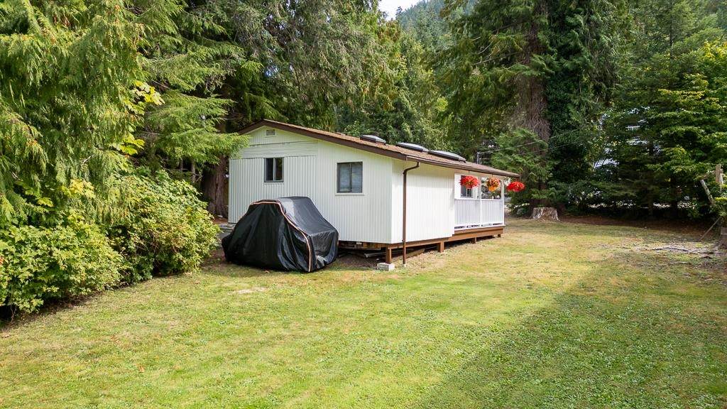 5223 Wesjac Road - Photo 1