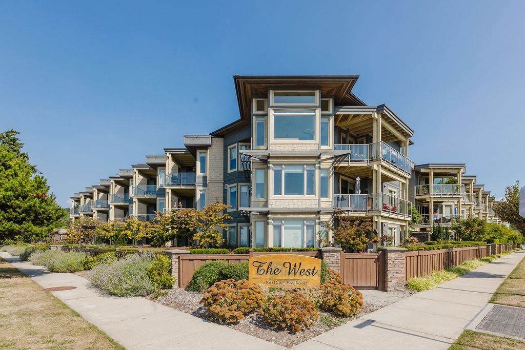 5160 Davis Bay Road - Photo 1