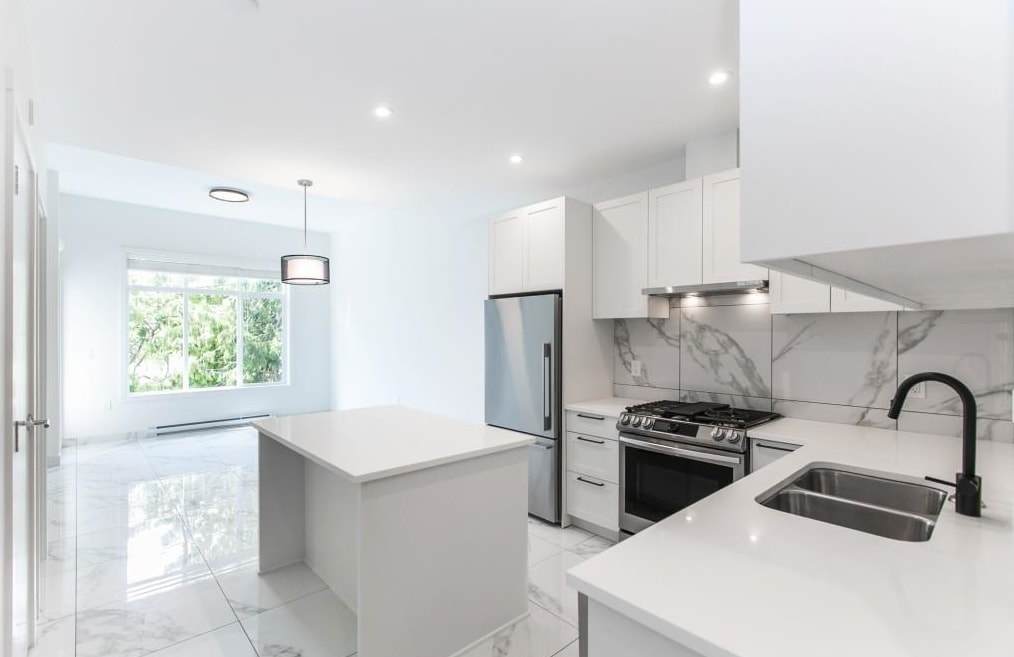 5415 Brydon Crescent - Photo 1