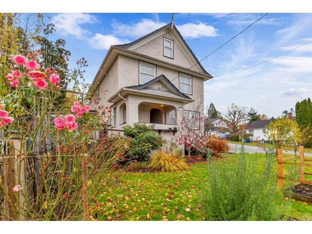 32945 3 Avenue - Photo 1