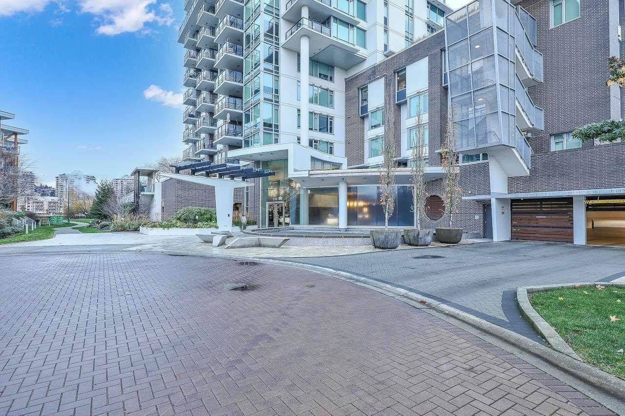 210 Salter Street - Photo 1