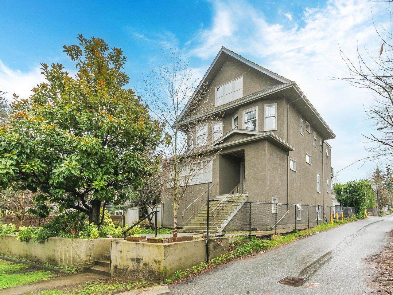 482 17th Avenue - Photo 1