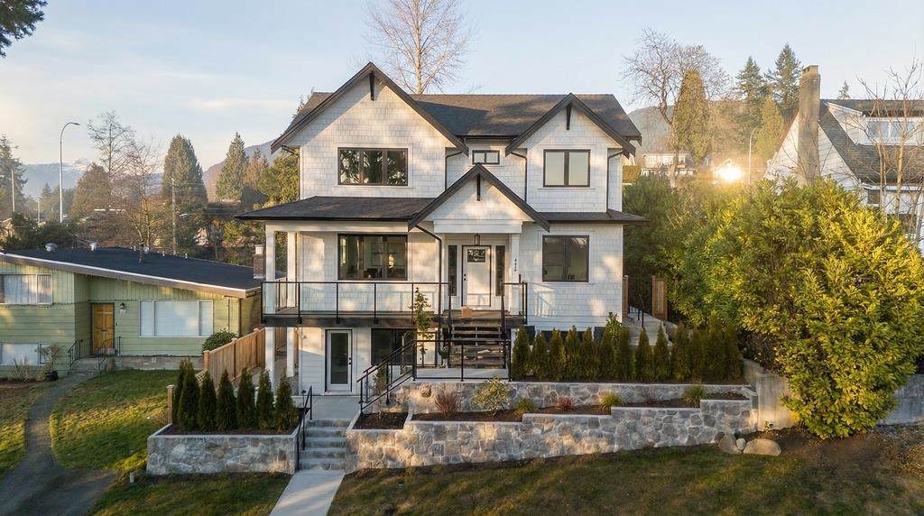 338 24th Street - Photo 1