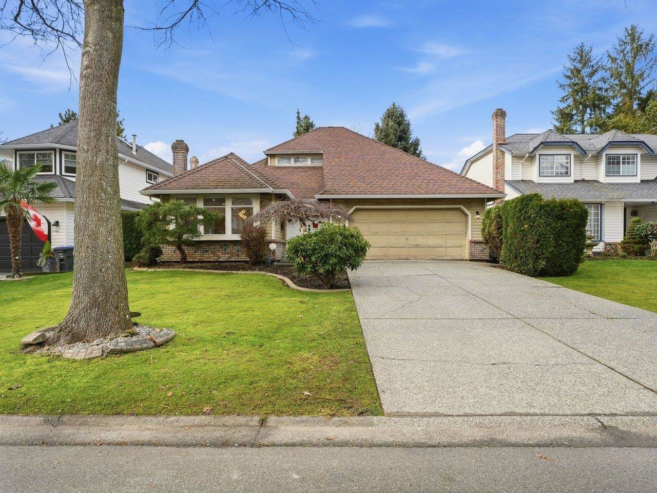 12201 Northpark Crescent - Photo 1