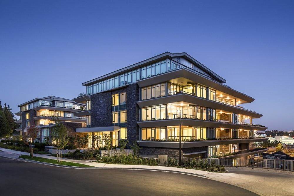 888 Arthur Erickson Place - Photo 1