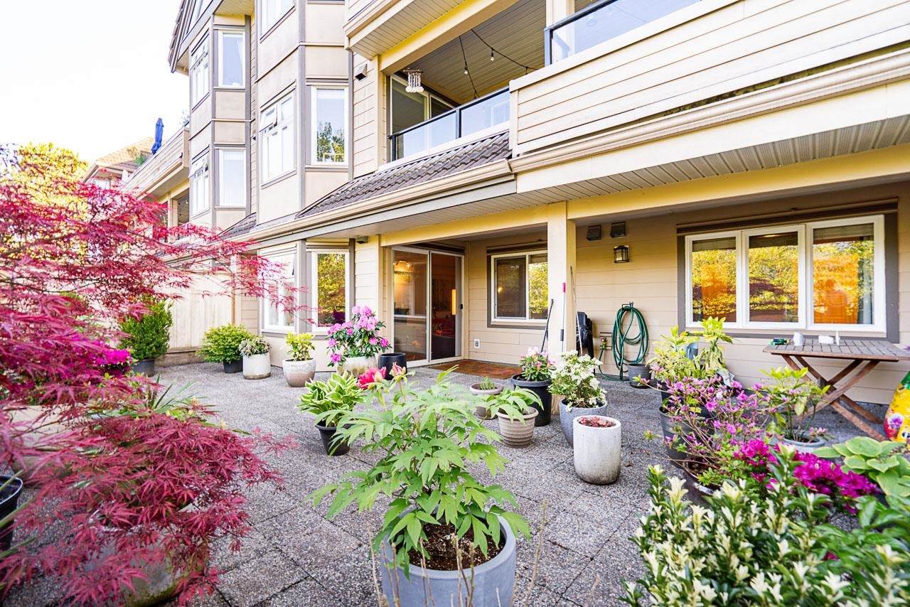 160 Shoreline Circle - Photo 1