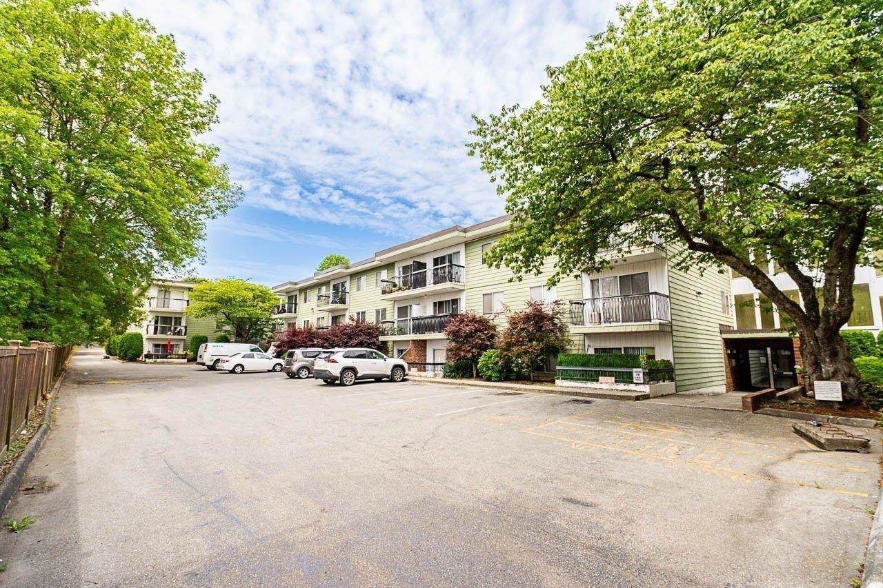https://bt-photos.global.ssl.fastly.net/britcol/orig_boomver_1_R3107851-2.jpg