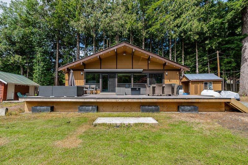 1680 Columbia Valley Road - Photo 1