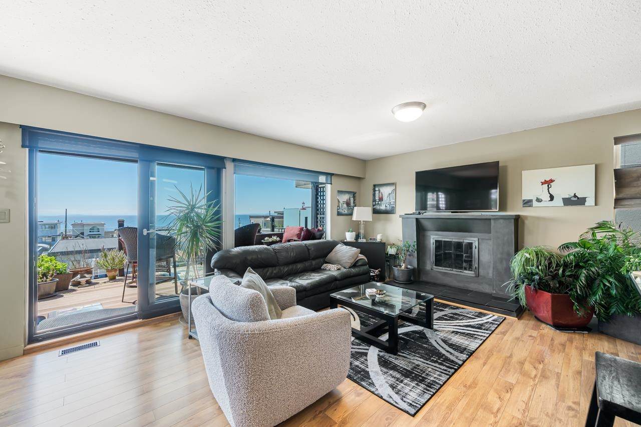 15556 Columbia Avenue - Photo 1