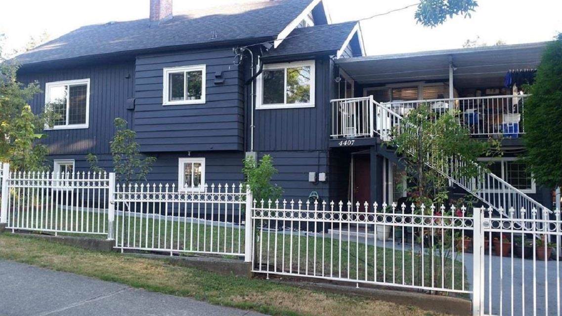 4407 Nanaimo Street - Photo 1