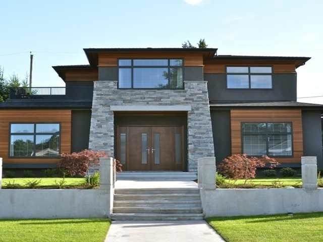 4222 Gilpin Crescent - Photo 1