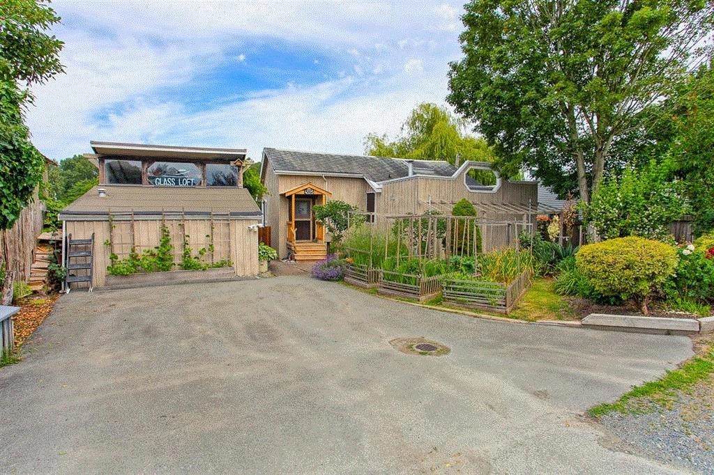 4525 River Road - Photo 1
