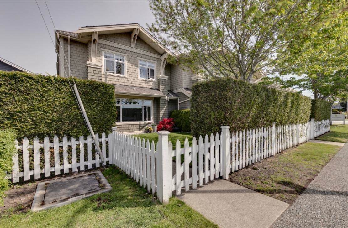 11991 5th Avenue - Photo 1