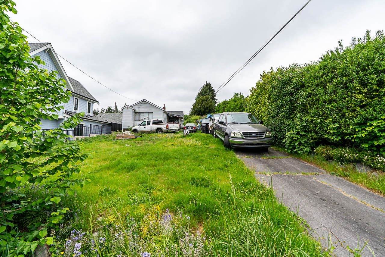 2235 Edinburgh Street - Photo 1