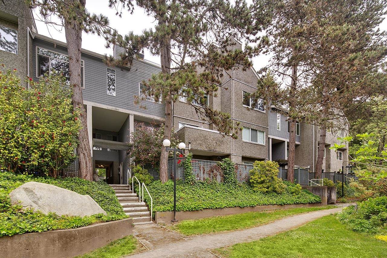 3380 Marquette Crescent - Photo 1