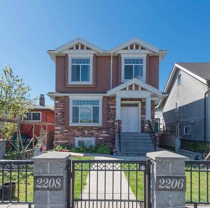 2208 41st Avenue - Photo 1