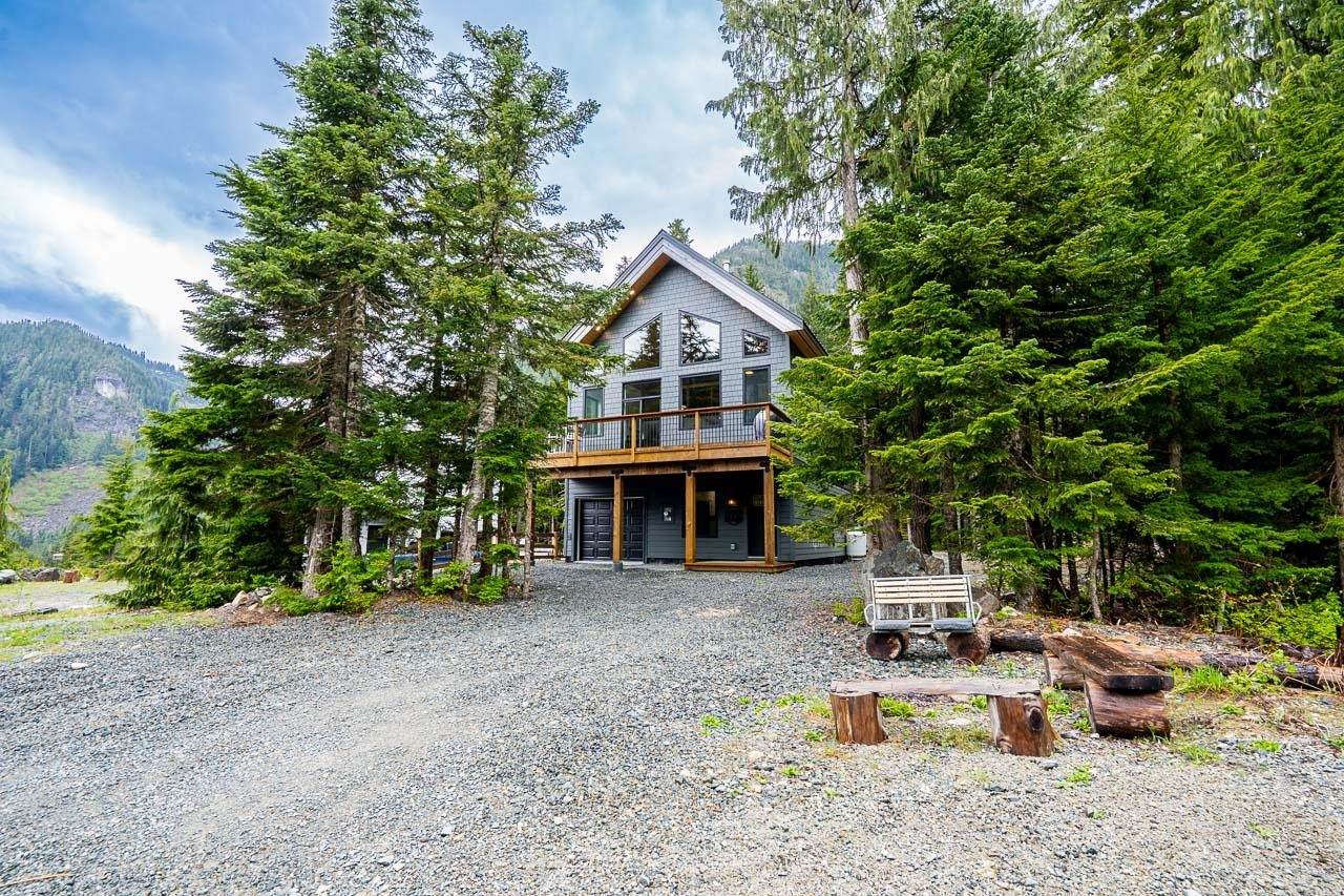 47020 Snowmist Drive - Photo 1