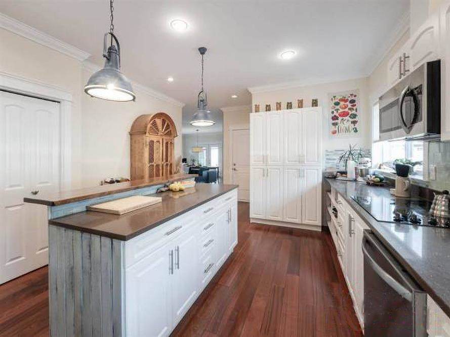 758 Gerussi Lane - Photo 1