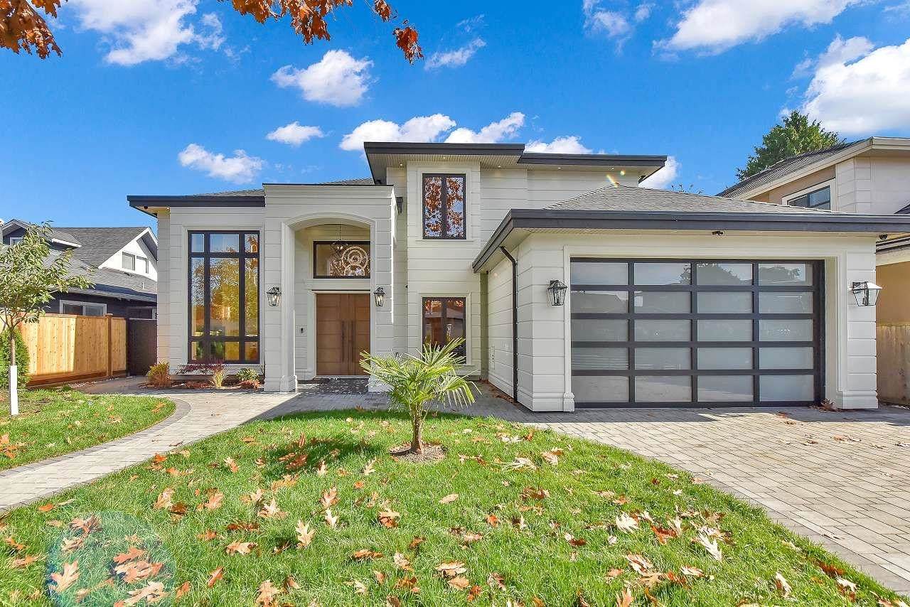 10660 Roselea Crescent - Photo 1