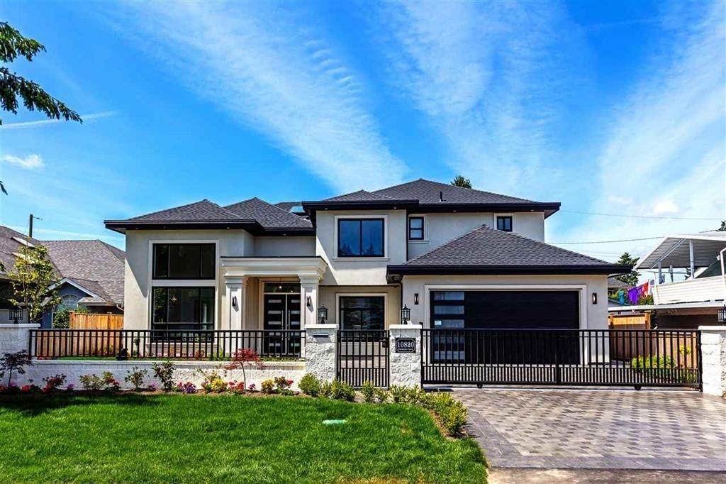 10820 Dennis Crescent - Photo 1