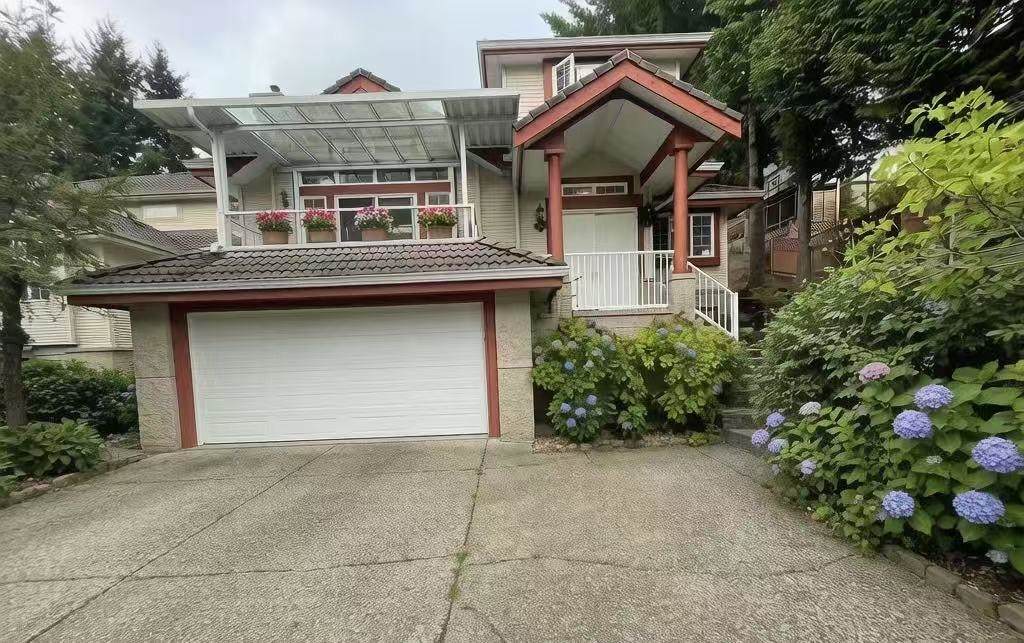 159* Pleateau Crescent - Photo 1