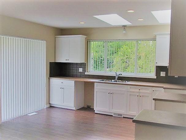 8671 King George Boulevard - Photo 1