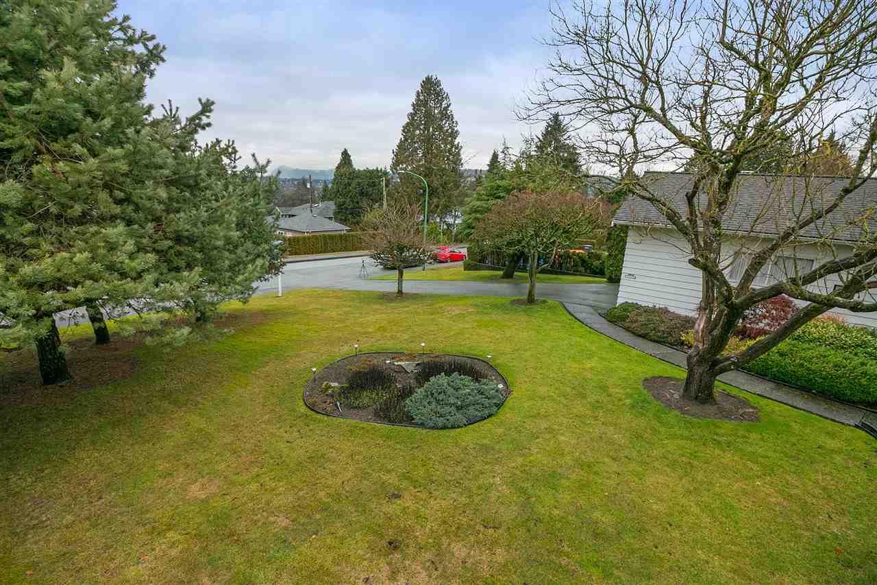 7674 Stanley Crescent - Photo 1
