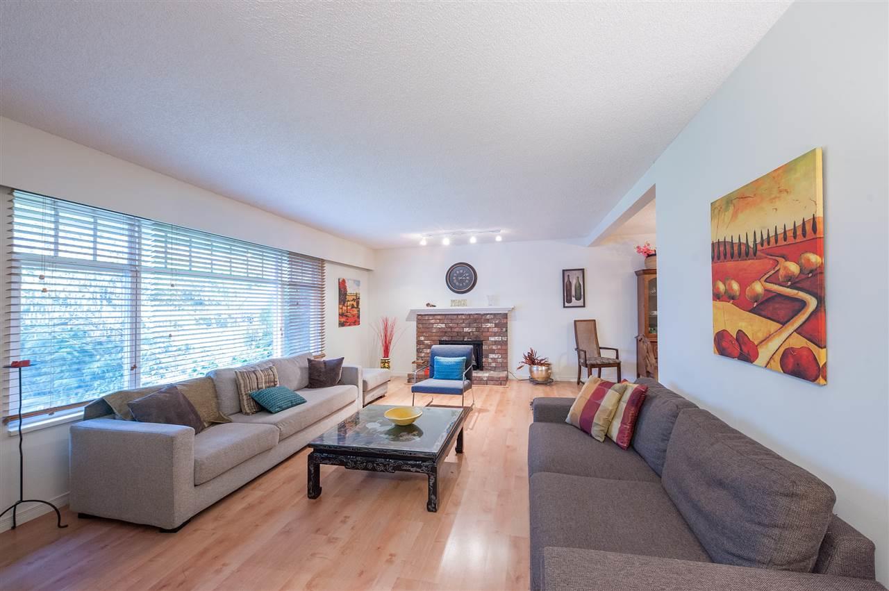 10311 2ND Avenue - Photo 1