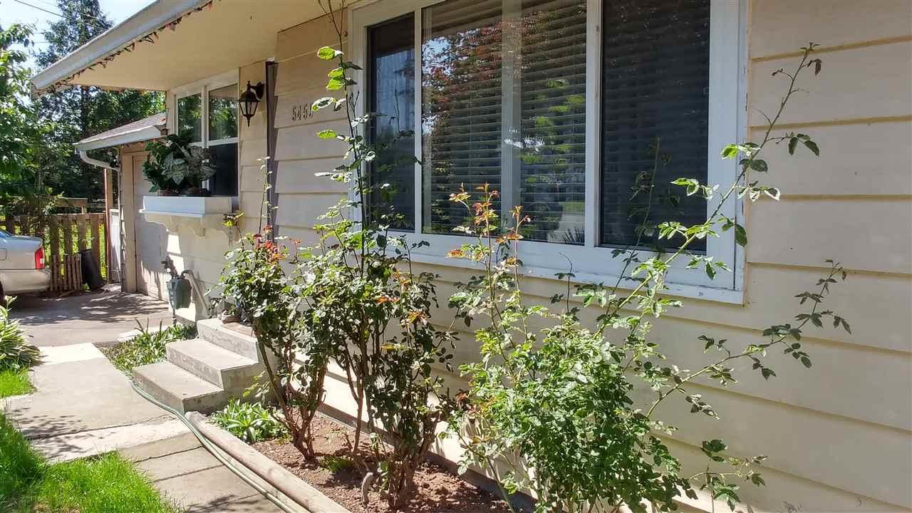 5459 Glenmore Road - Photo 1