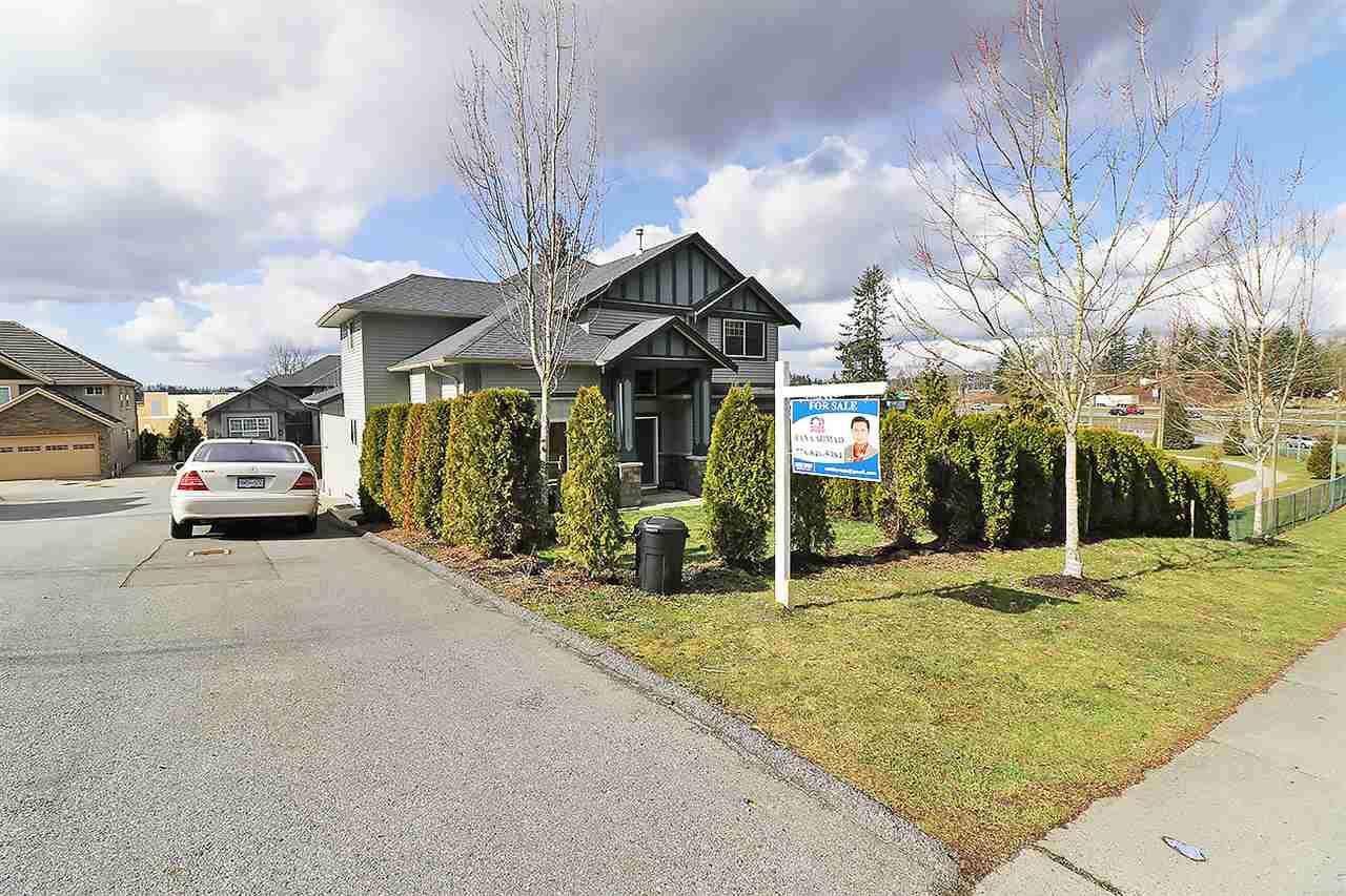 2275 Martens Street - Photo 1