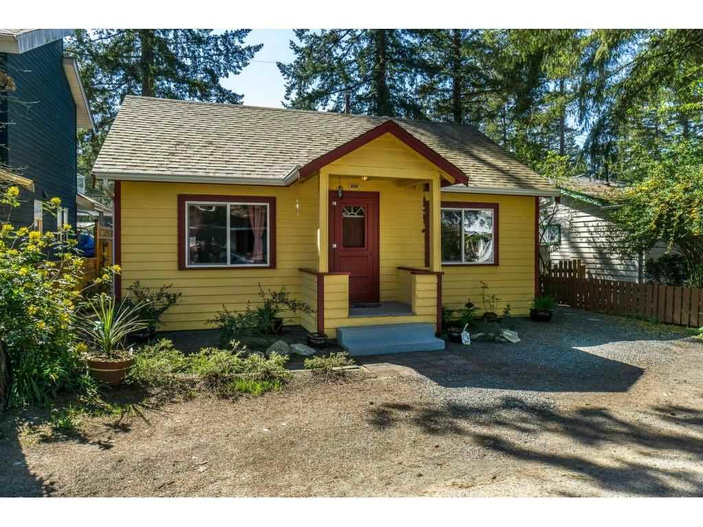 298 Hemlock Street - Photo 1