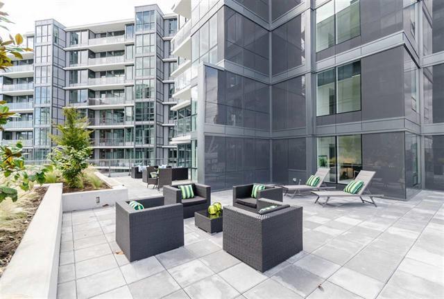 68 Smithe Street - Photo 1