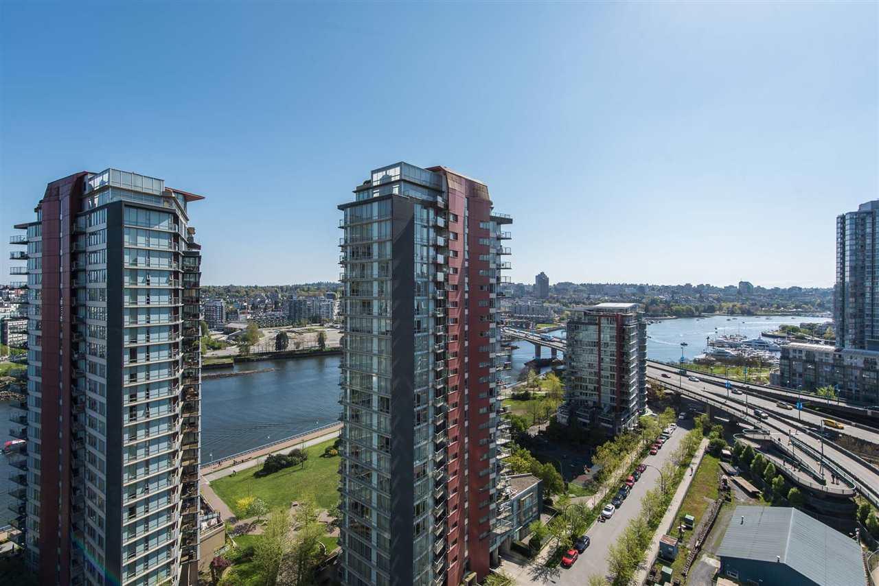 33 Smithe Street - Photo 1