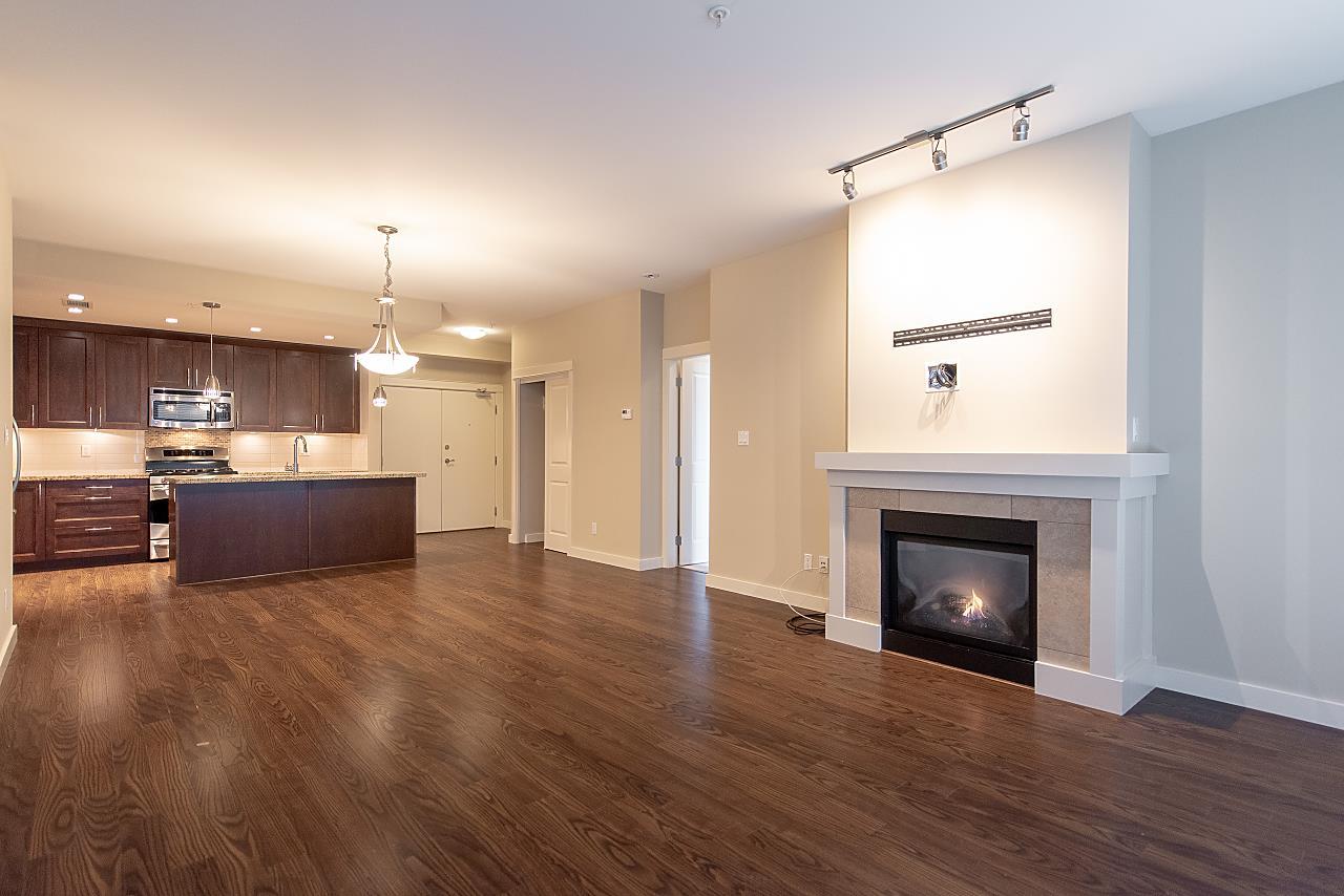 5099 Springs Boulevard - Photo 1
