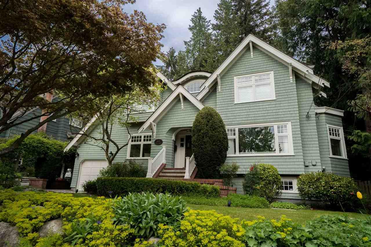 5638 Wallace Street - Photo 1