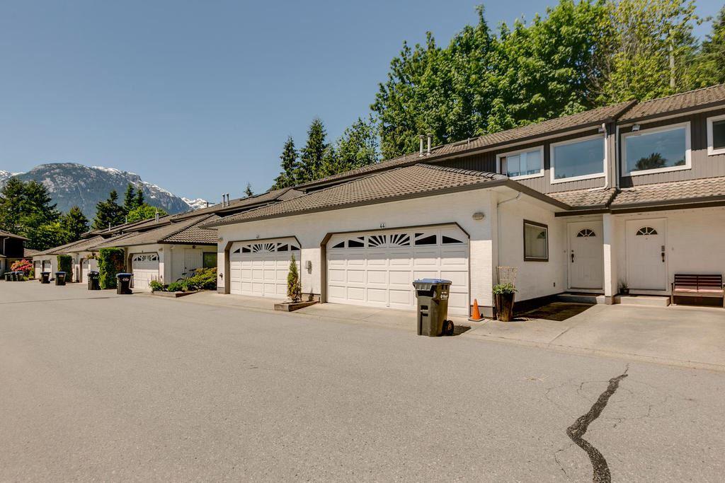 2401 Mamquam Road - Photo 1