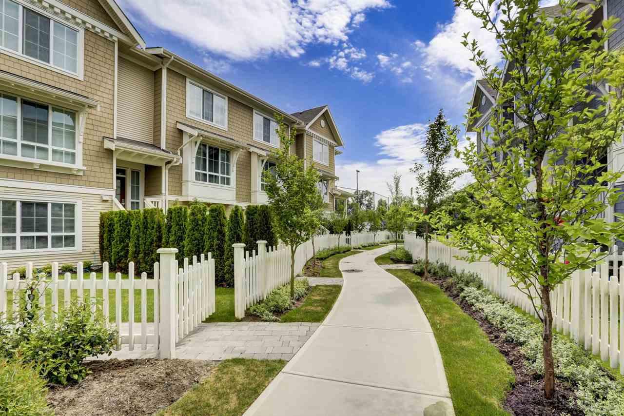 5510 Admiral Way - Photo 1