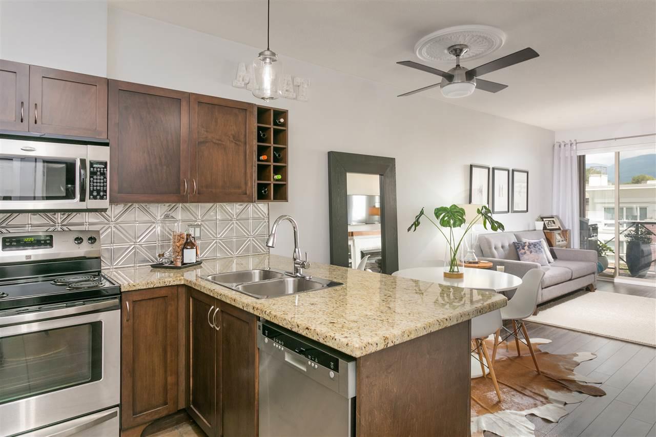 2336 Whyte Avenue - Photo 1