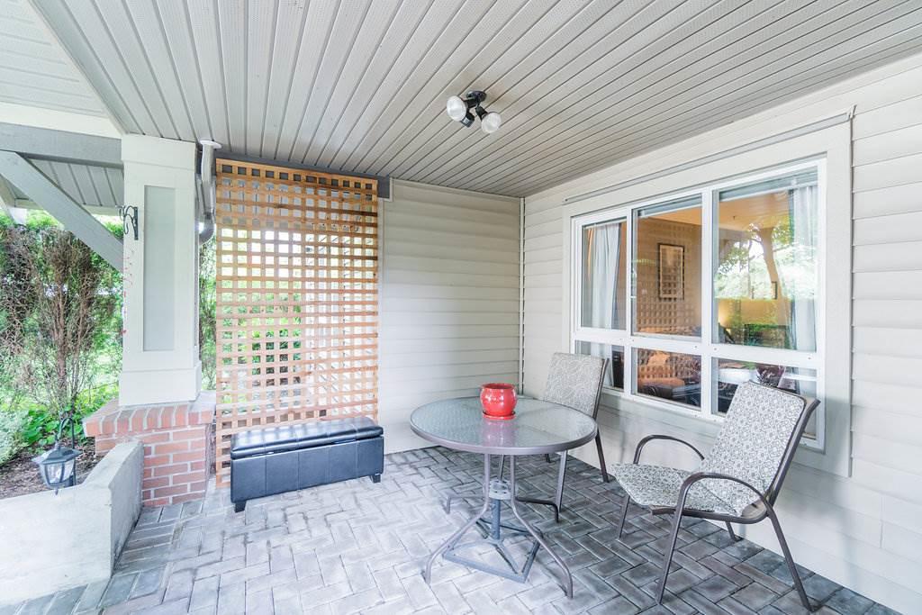 1576 Grant Avenue - Photo 1