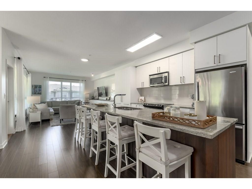 6460 194 Street - Photo 1