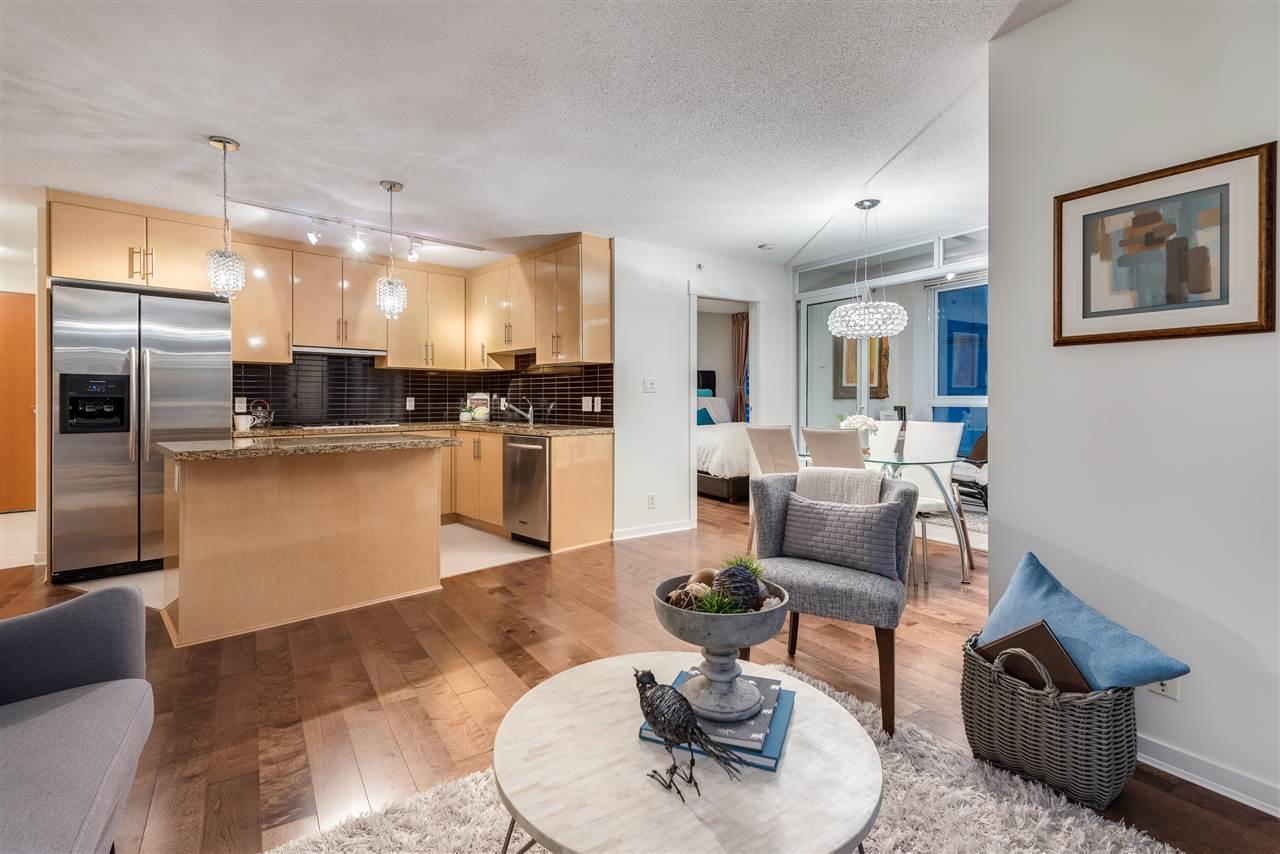 1189 Melville Street - Photo 1