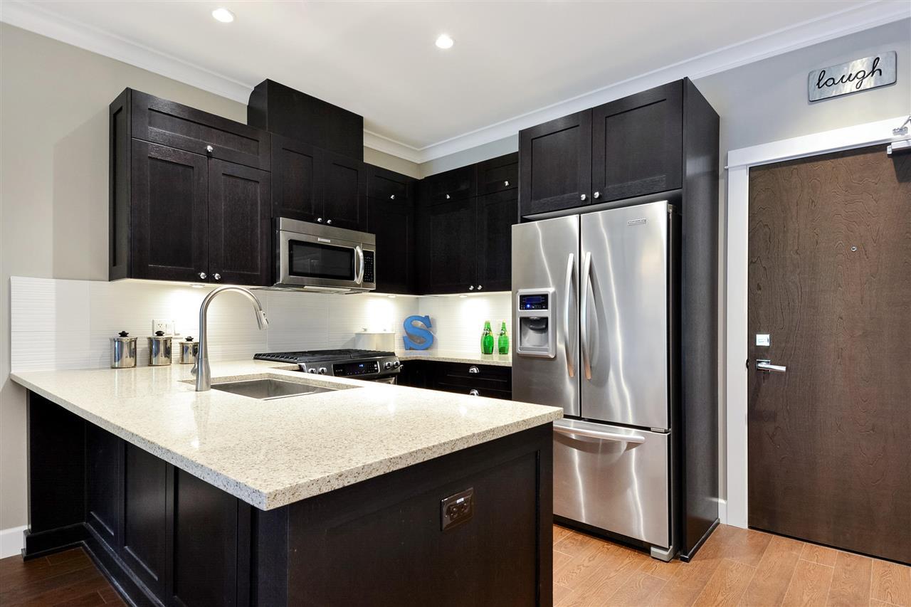 15185 36 Avenue - Photo 1