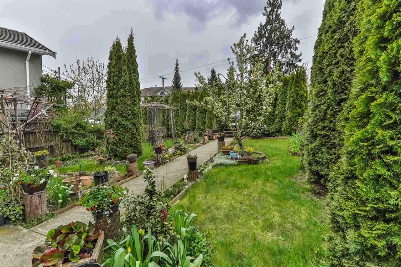 5617 Sprott Street - Photo 1