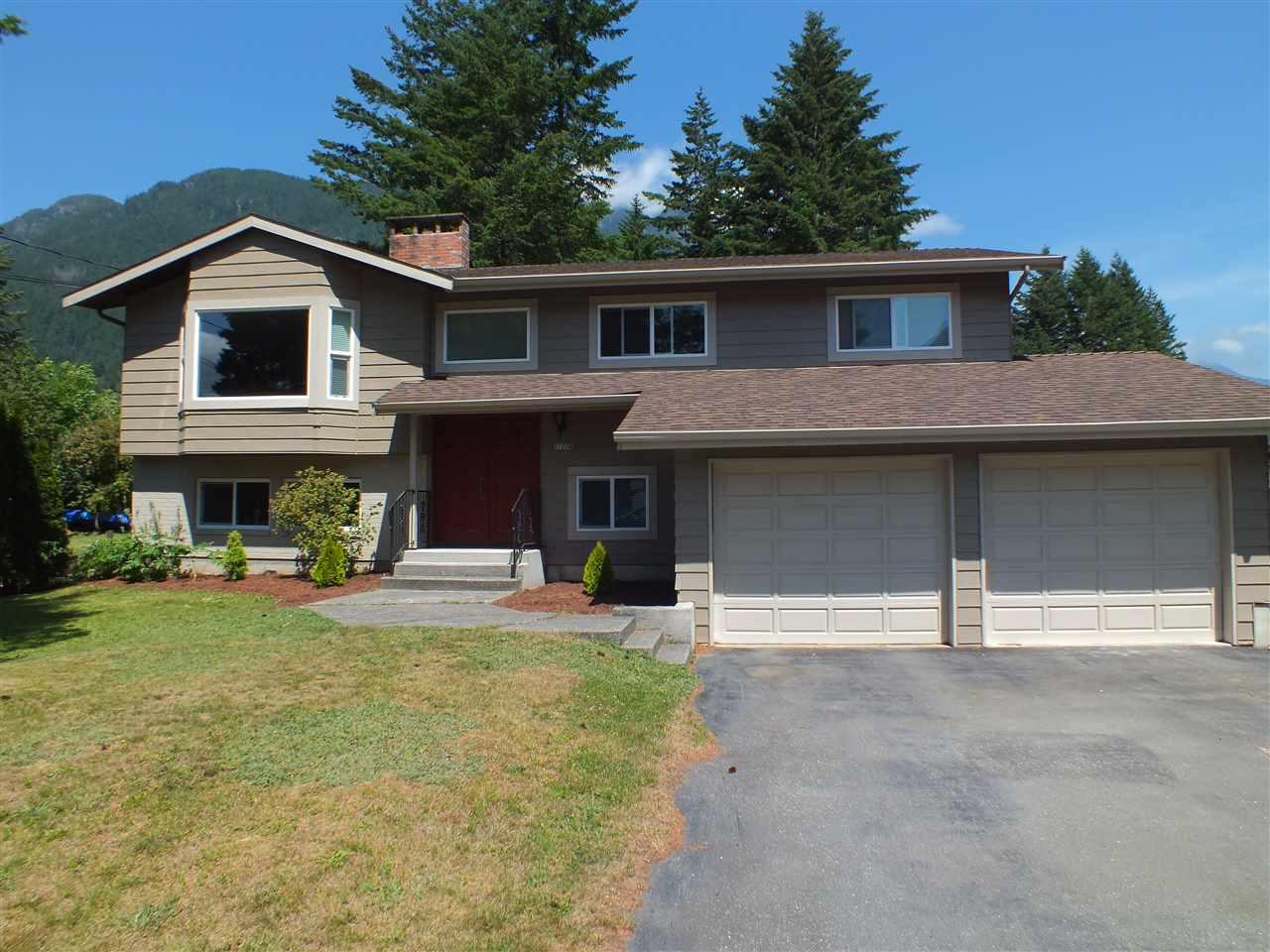 21224 Mountview Crescent - Photo 1