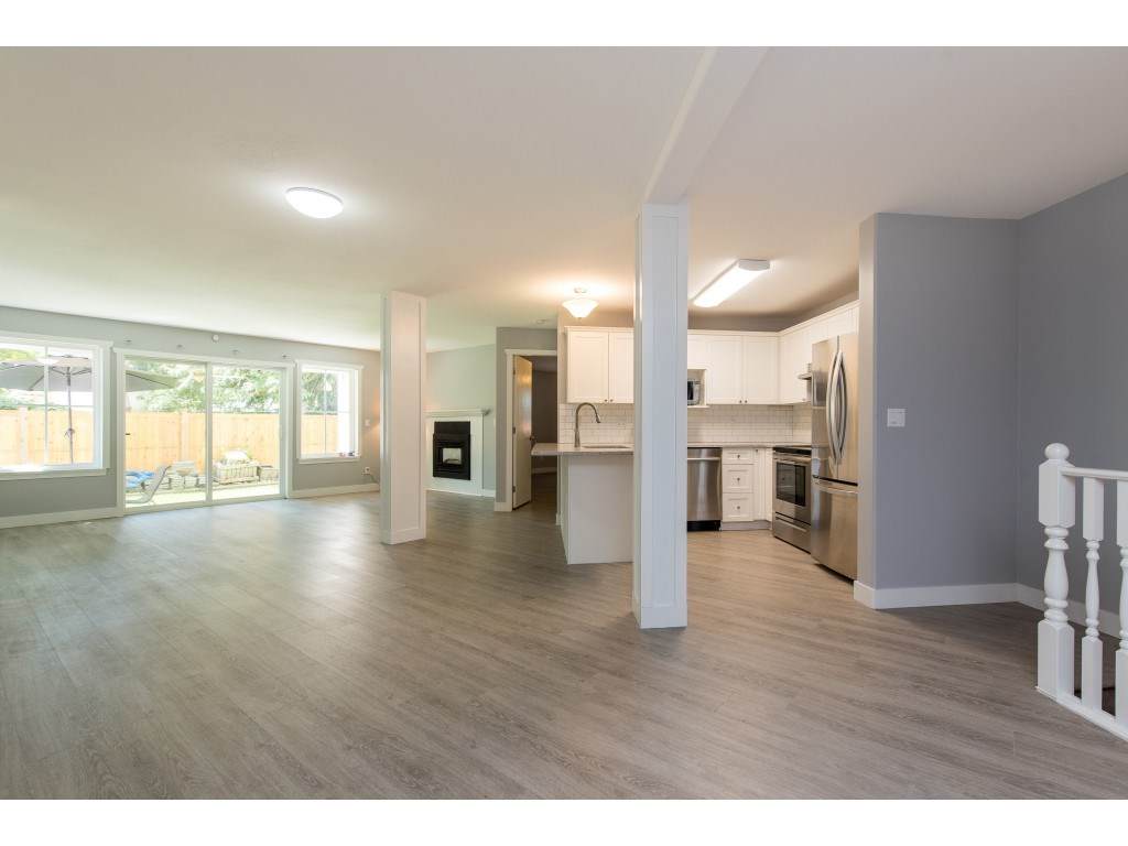 5915 Vedder Road - Photo 1